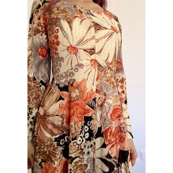 SOLD floral 70s metallic tan maxi dress Medium - Picture 3 of 4