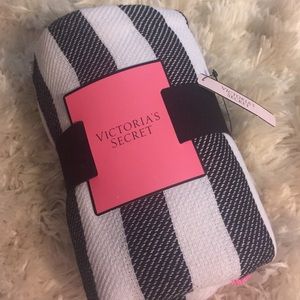 Victoria's Secret Throw NWT