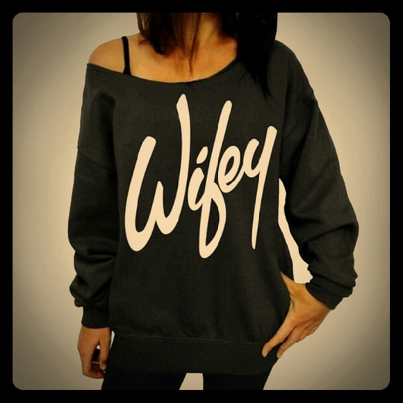 Slouchy long sleeved shirt NWOT ***SOLD***