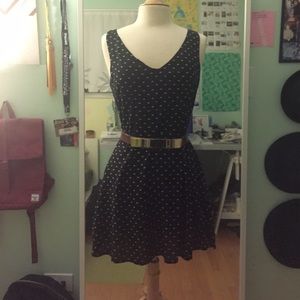 Forever21 pyramid patterned dress