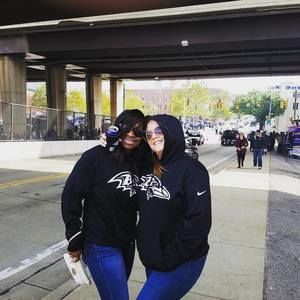 Meet your Posher, Joi