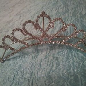 Tiara hair comb