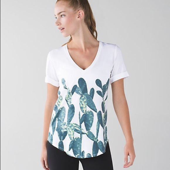lululemon athletica Tops - Love Tee II - Prickley Pear 🌵