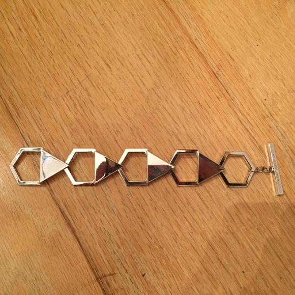 Vince Camuto Geometric Toggle Bracelet