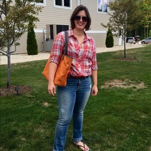 Meet your Posher, Brit