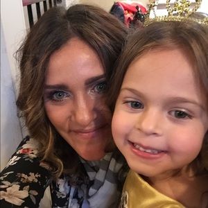 Meet your Posher, Pasqualina