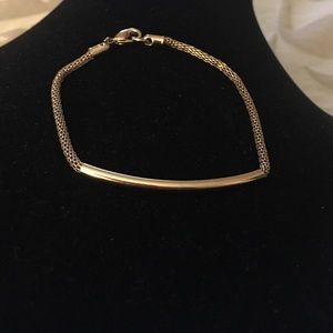 Gold tone bracelet