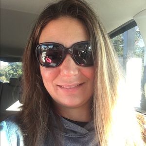 Meet your Posher, Krystle