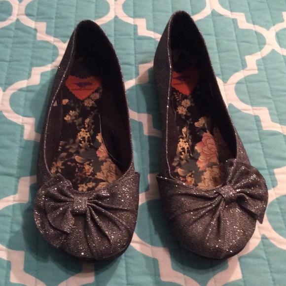 Rocket Dog Shoes - Sparkly Flats With Bow