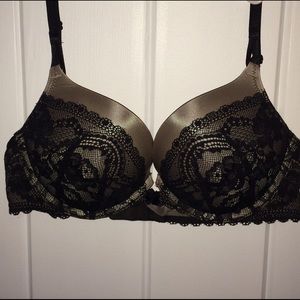 Victoria's Secret Black and Tan Bra