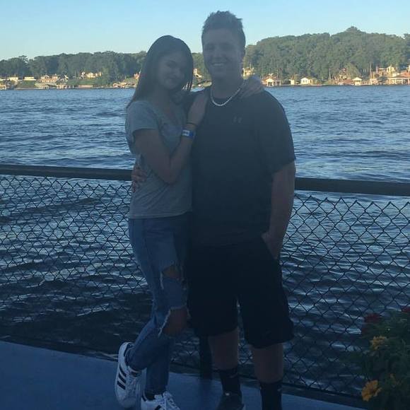 Meet your Posher, Andrew - Picture 1 of 1