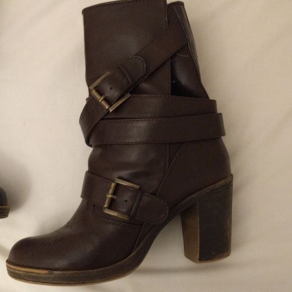 Nine west brown heeled boots