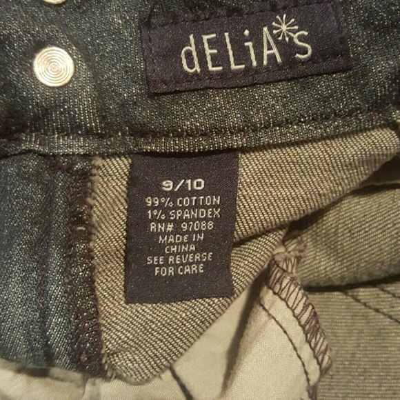 Shorts - Picture 4 of 4