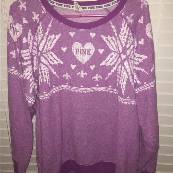 VS PINK Purple Snowflake sweatshirt
