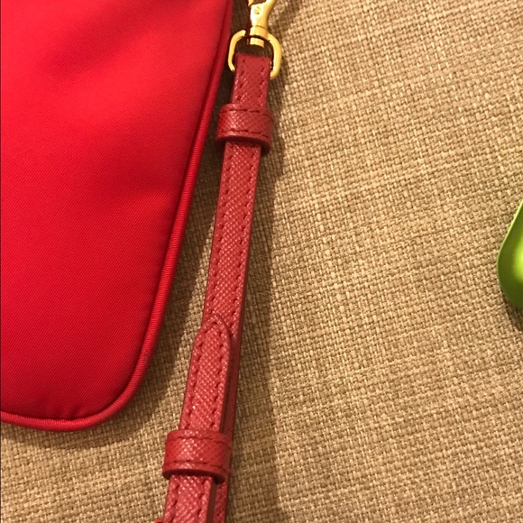**SOLD**Prada nylon wristlet - Picture 4 of 4