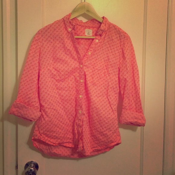 Pink elephant pattern button up