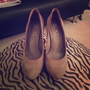BCBG Camel Suede Heels
