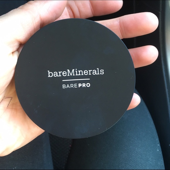 Bareminerals bare pro foundation shade: chai 26
