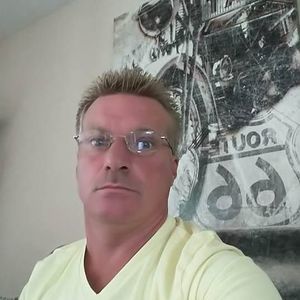 Meet your Posher, Wayne