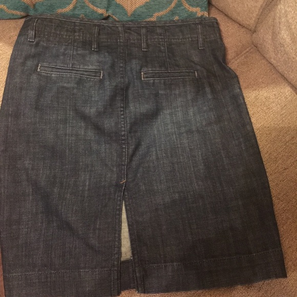 Gap denim skirt - Picture 2 of 4
