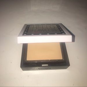 Benefit Hello Flawless Powder