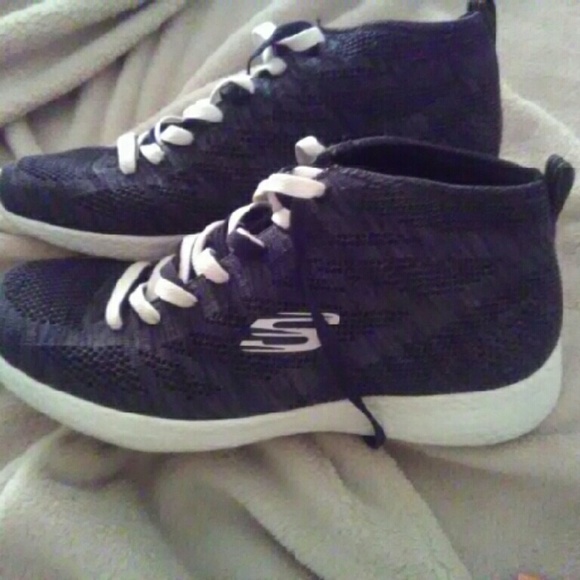Sketcher's high tops - Picture 1 of 2