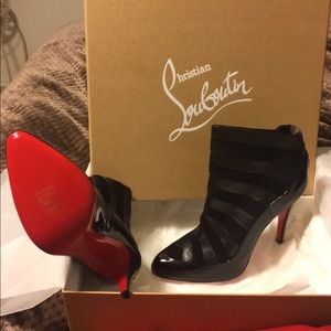 * Reduced again* Christian Louboutin Patent Lucido