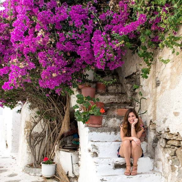 Meet your Posher, Sonia - Picture 1 of 1