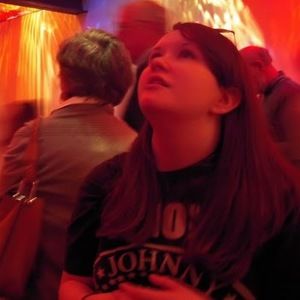 Meet your Posher, Hillary