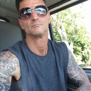 Meet your Posher, Mark