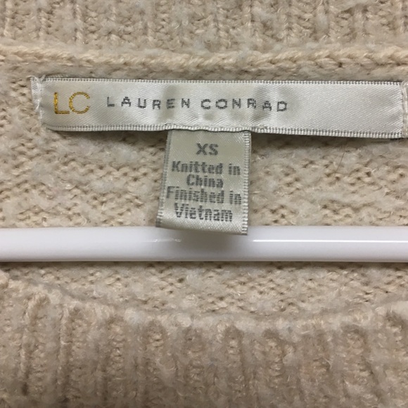 LC Lauren Conrad Sweaters - Lauren Conrad Hearts LC Lauren Conrad Sweaters - Lauren Conrad Hearts