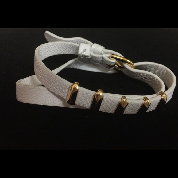 🌺Stella & Dot Remy Wrap Bracelet