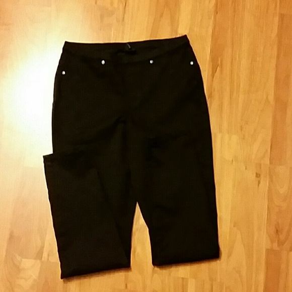 Black stretchy skinny jeggings comfy like new