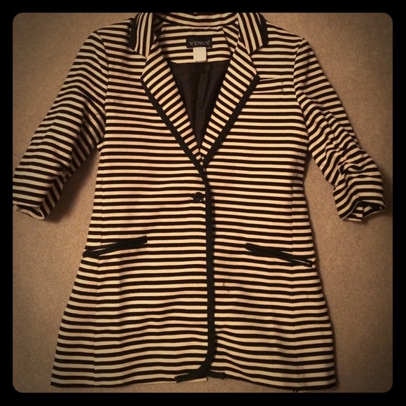 Venus blazer