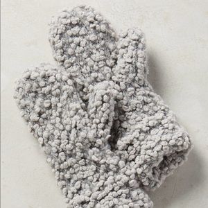 Anthropologie "First Snow" Mittens