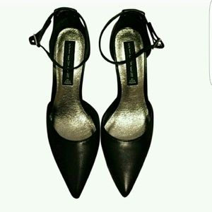 LIKE-NEW Black Pointy Heels with Straps