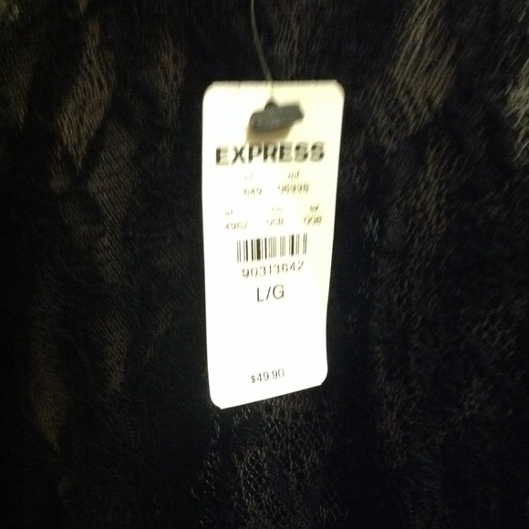🌸EXPRESS BRAND TOP🌸 - Picture 3 of 3