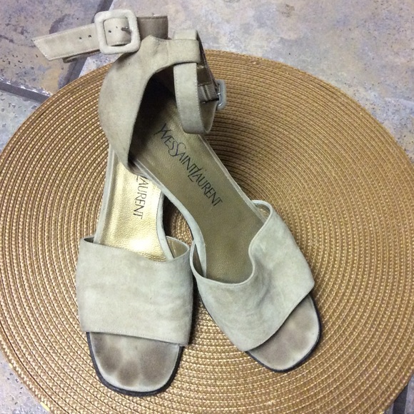 Yves Saint Laurent Suede sandal
