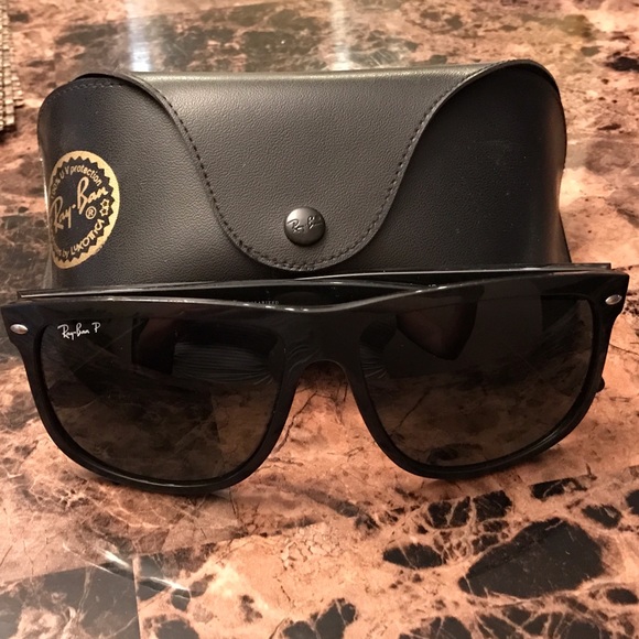 Authentic Ray-Ban Original Wayfarer Sunglasses