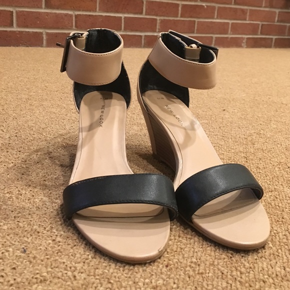 ASOS Minimalist Heels in Black and Nude - Picture 4 of 4