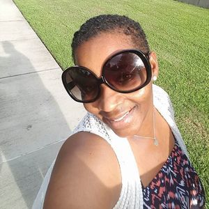 Meet your Posher, Toni