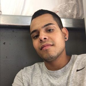 Meet your Posher, Isael