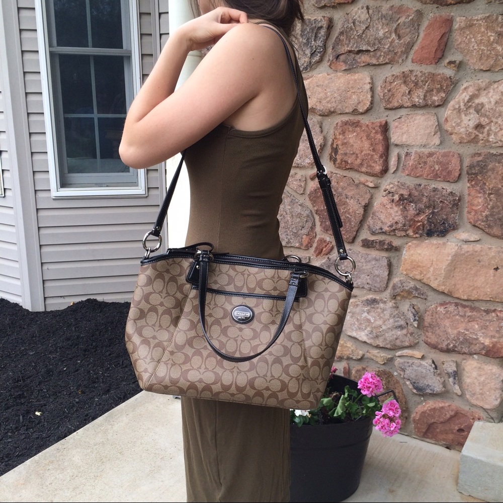 Beautiful Authentic Coach Purse