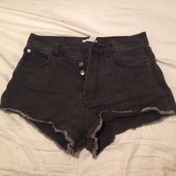 forever 21 black high waisted shorts