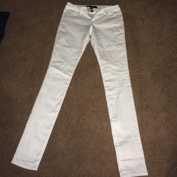 White skinny straight leg jeans