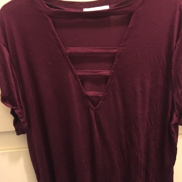 🌟PLUS SIZE🌟NWOT Chocker inspired  tee - Picture 2 of 2