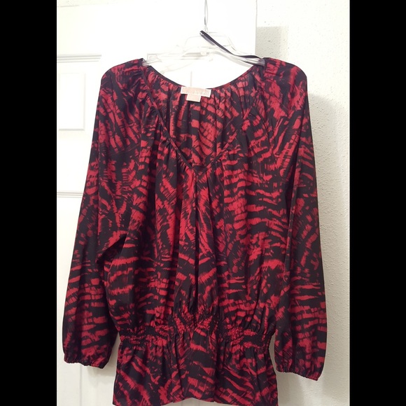 V-neck Animal print cinched waist blouse