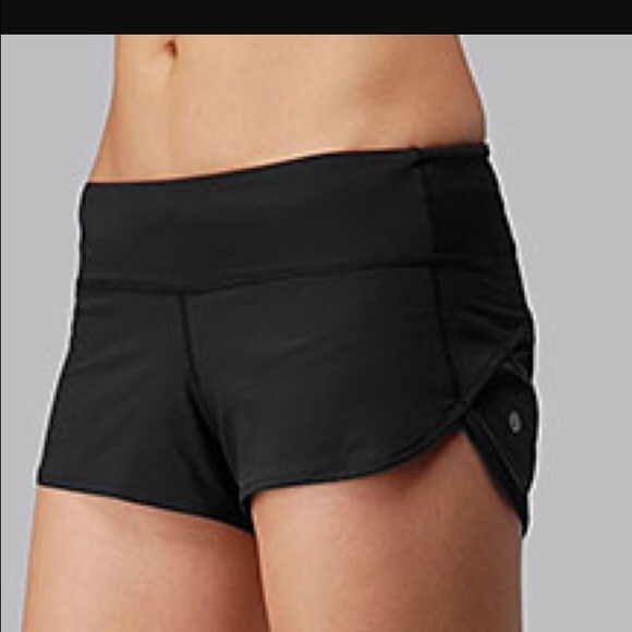 Lululemon black shorts