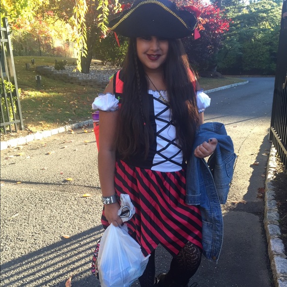 Holloween Costume Pirate