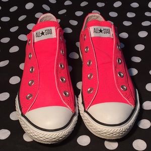 NEON PINK CHUCKS/Converse 😎